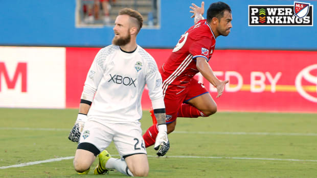 carlos-ruiz-mls-power-rankings-fc-dallas.jpg